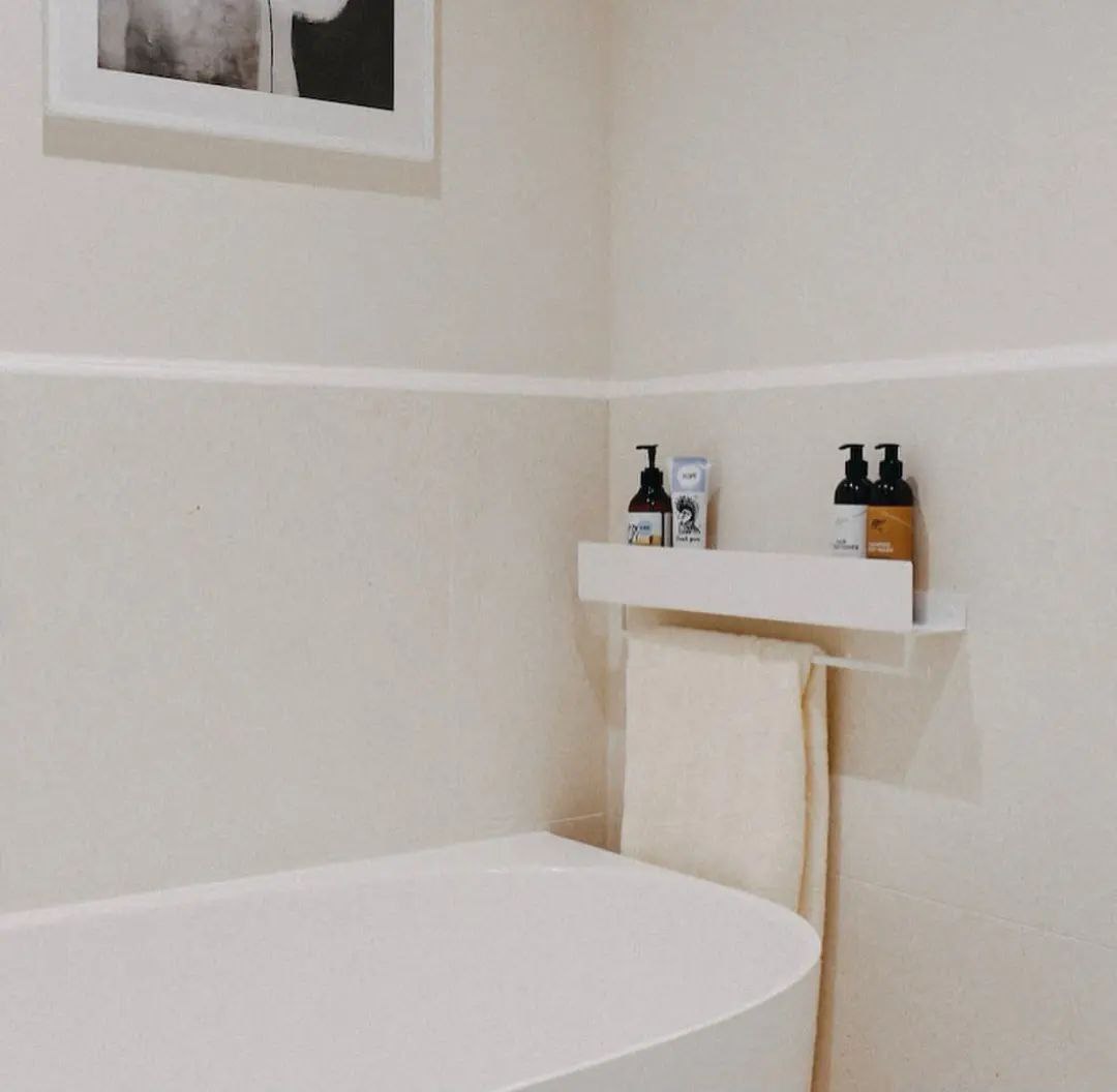 شلف آتاژور جای حوله فلزی حمام و سرویس بهداشتی